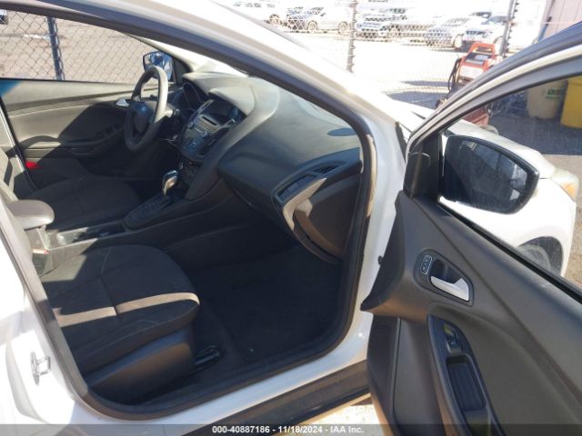 Photo 4 VIN: 1FADP3K27GL269771 - FORD FOCUS 