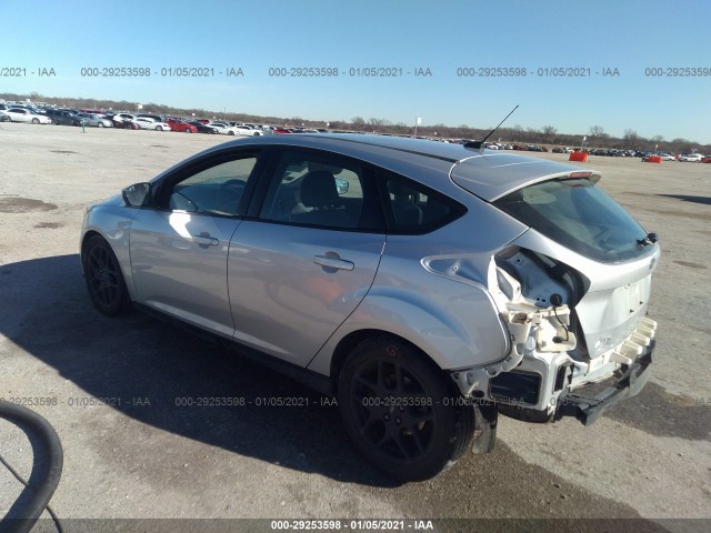 Photo 2 VIN: 1FADP3K27GL307189 - FORD FOCUS 