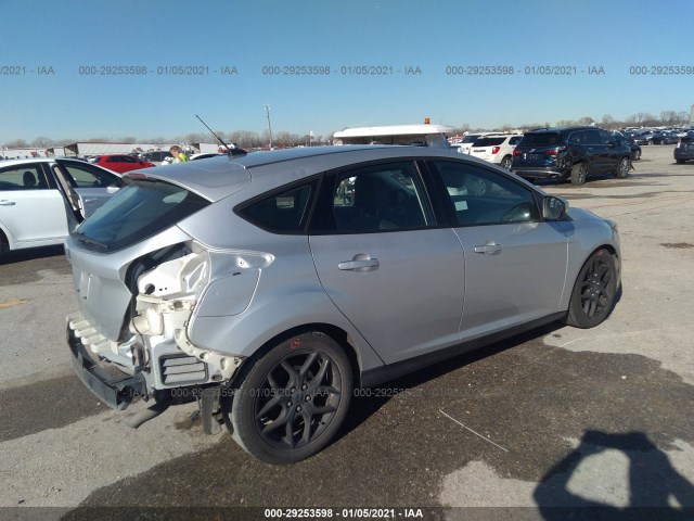 Photo 3 VIN: 1FADP3K27GL307189 - FORD FOCUS 