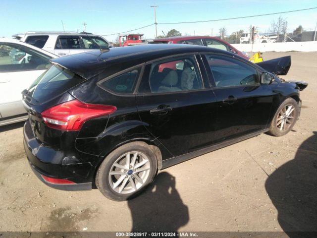 Photo 3 VIN: 1FADP3K27GL372866 - FORD FOCUS 