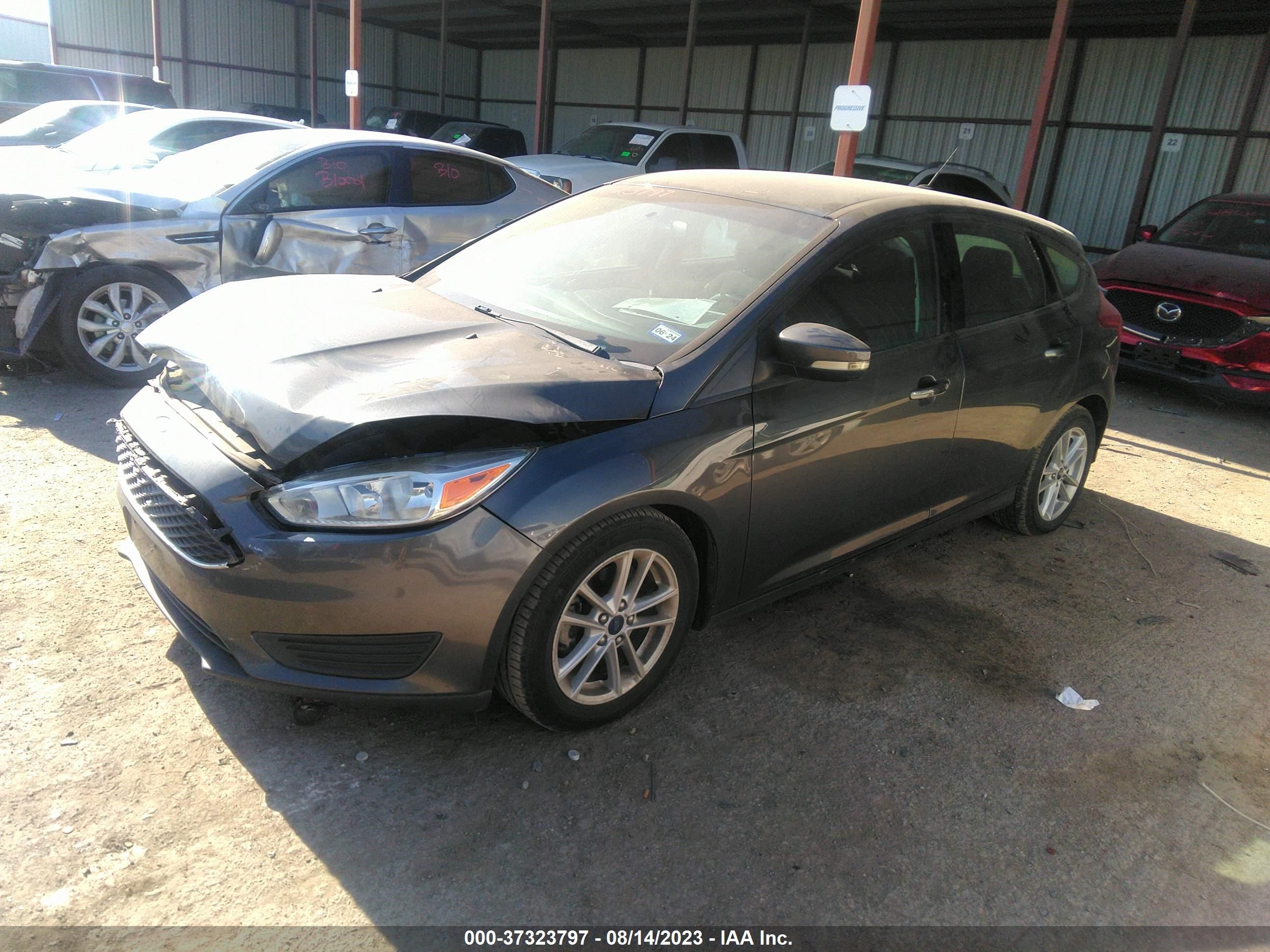 Photo 1 VIN: 1FADP3K27HL215663 - FORD FOCUS 