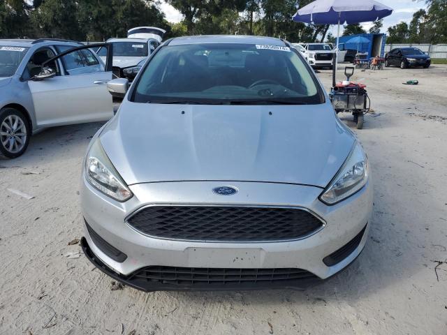 Photo 4 VIN: 1FADP3K27HL232480 - FORD FOCUS SE 