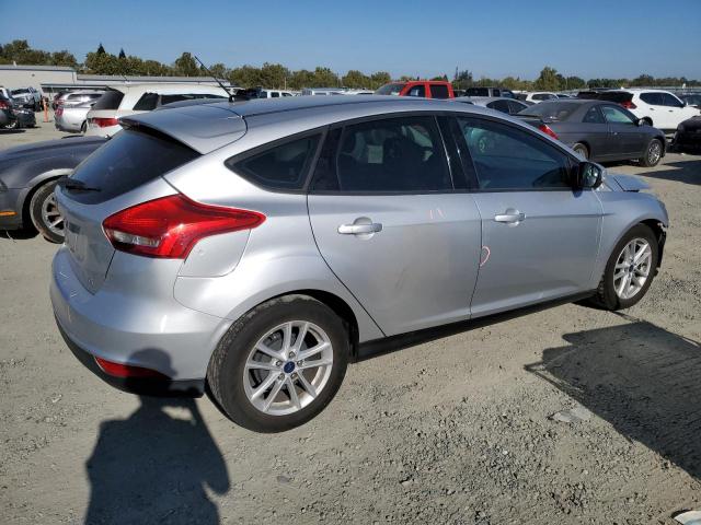 Photo 2 VIN: 1FADP3K27HL325399 - FORD FOCUS SE 