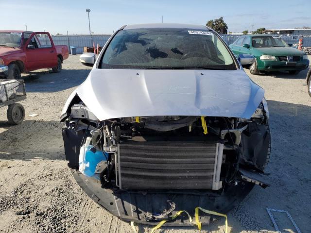 Photo 4 VIN: 1FADP3K27HL325399 - FORD FOCUS SE 