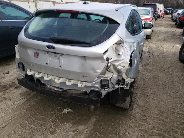 Photo 8 VIN: 1FADP3K27HL330683 - FORD FOCUS SE 