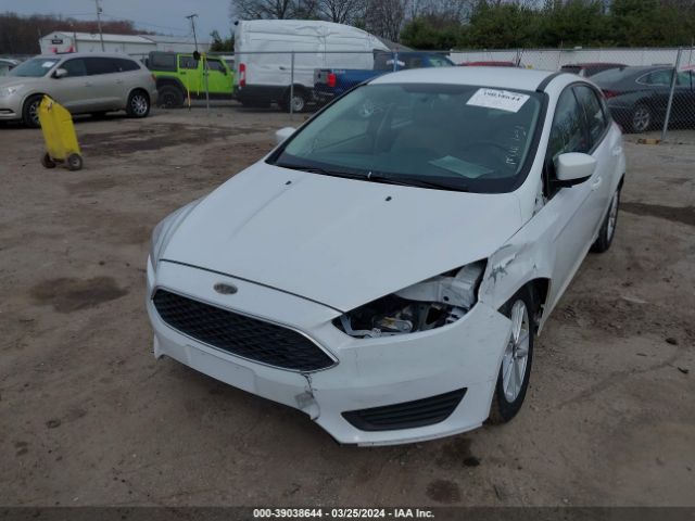 Photo 1 VIN: 1FADP3K27JL206564 - FORD FOCUS 