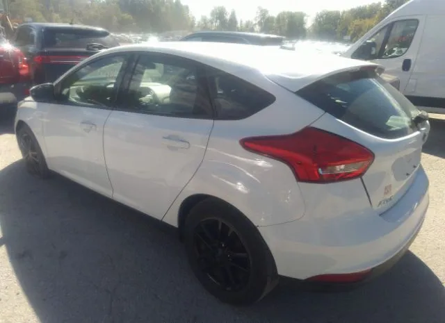 Photo 2 VIN: 1FADP3K27JL229052 - FORD FOCUS 