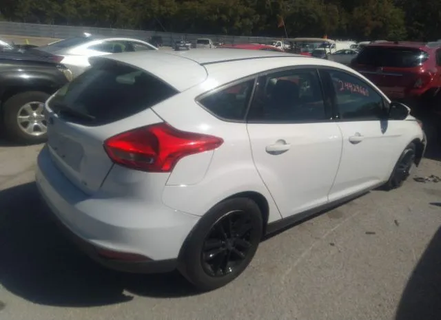 Photo 3 VIN: 1FADP3K27JL229052 - FORD FOCUS 