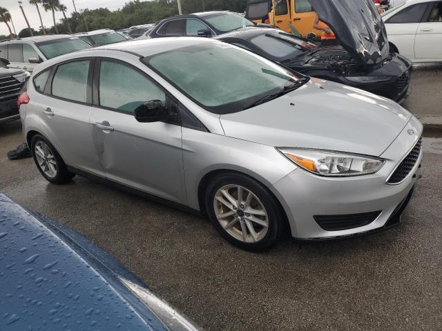 Photo 3 VIN: 1FADP3K27JL283662 - FORD FOCUS SE 