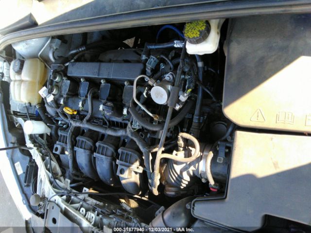 Photo 9 VIN: 1FADP3K27JL287663 - FORD FOCUS 