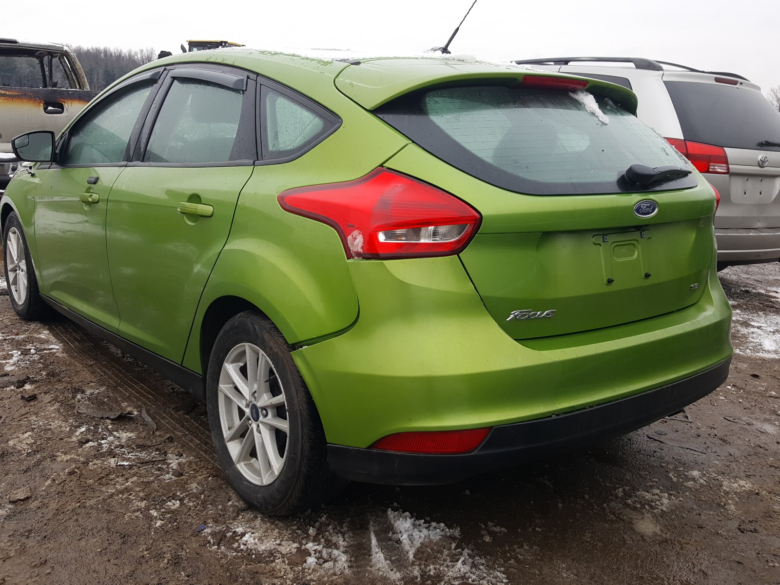 Photo 2 VIN: 1FADP3K27JL309810 - FORD FOCUS 