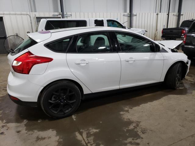 Photo 2 VIN: 1FADP3K28DL116327 - FORD FOCUS SE 