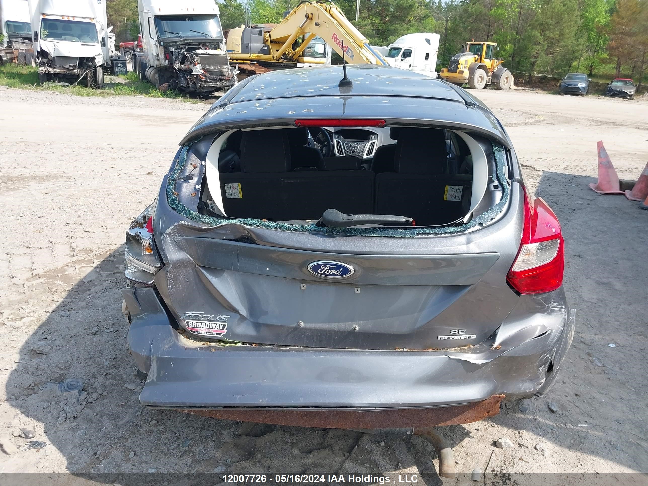 Photo 16 VIN: 1FADP3K28DL147402 - FORD FOCUS 