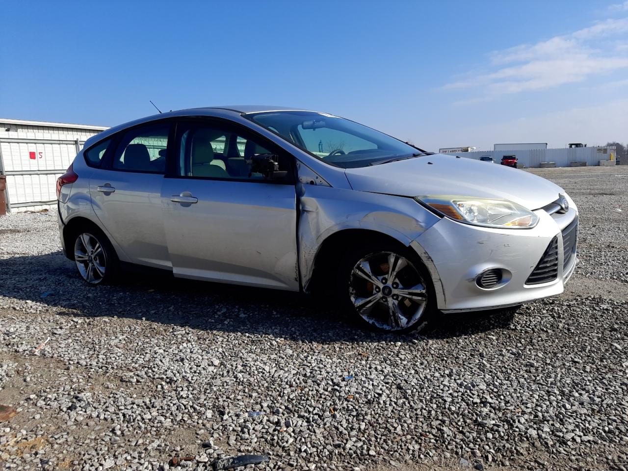 Photo 3 VIN: 1FADP3K28DL214273 - FORD FOCUS 