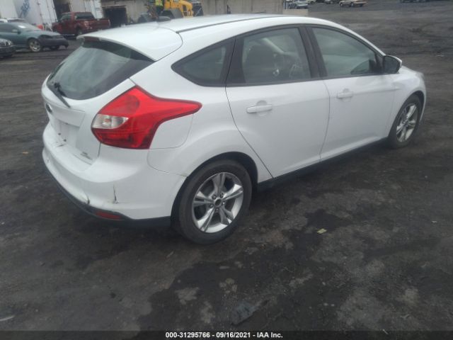 Photo 3 VIN: 1FADP3K28DL216332 - FORD FOCUS 