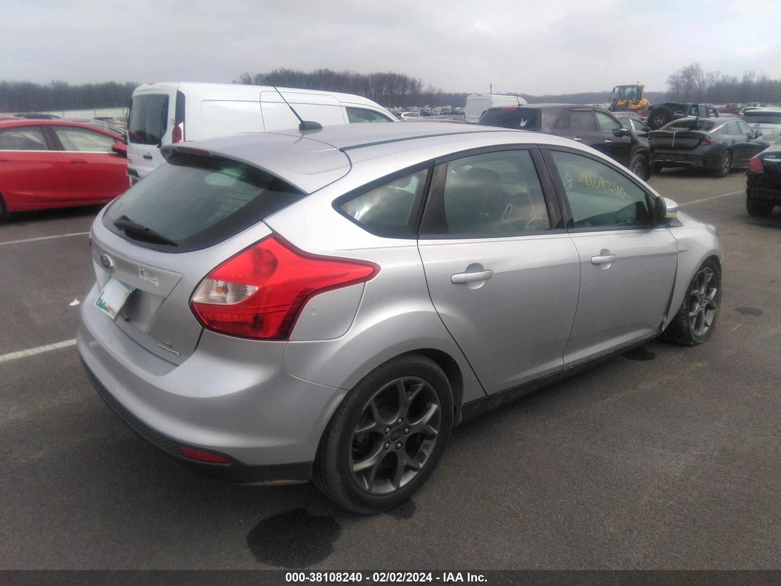 Photo 3 VIN: 1FADP3K28DL224026 - FORD FOCUS 