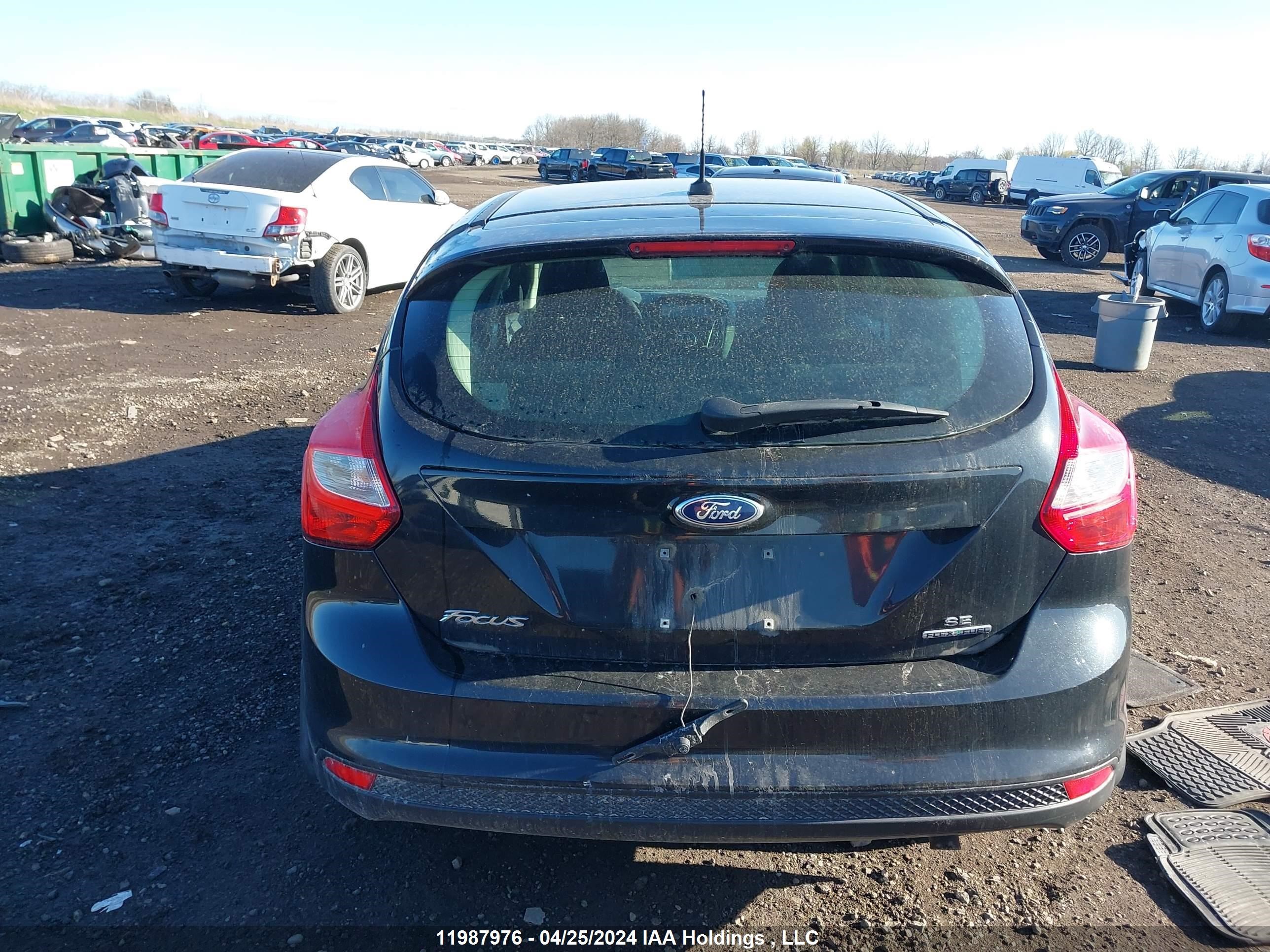 Photo 15 VIN: 1FADP3K28DL256233 - FORD FOCUS 