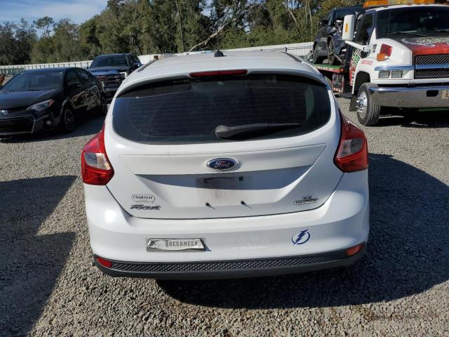 Photo 5 VIN: 1FADP3K28DL305687 - FORD FOCUS SE 