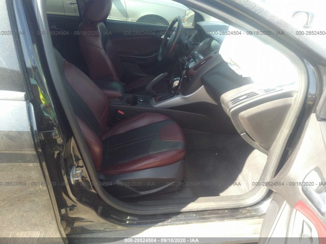 Photo 4 VIN: 1FADP3K28EL138622 - FORD FOCUS 