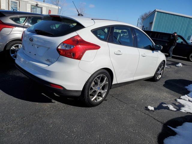 Photo 3 VIN: 1FADP3K28EL144081 - FORD FOCUS SE 