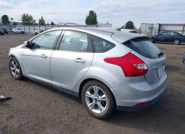 Photo 2 VIN: 1FADP3K28EL151094 - FORD FOCUS 