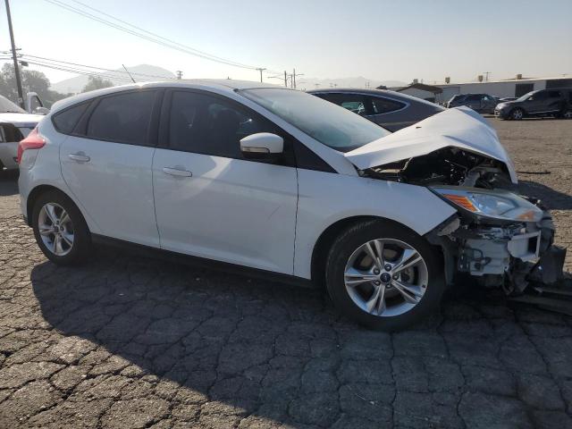 Photo 3 VIN: 1FADP3K28EL158434 - FORD FOCUS SE 