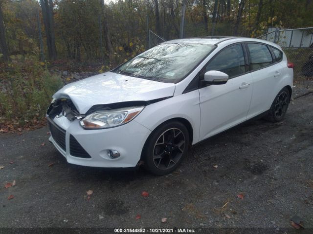 Photo 1 VIN: 1FADP3K28EL212945 - FORD FOCUS 