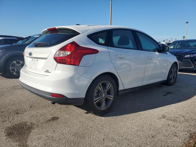 Photo 2 VIN: 1FADP3K28EL268853 - FORD FOCUS SE 