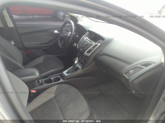 Photo 4 VIN: 1FADP3K28EL296572 - FORD FOCUS 