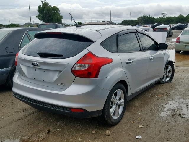 Photo 3 VIN: 1FADP3K28EL326606 - FORD FOCUS SE 