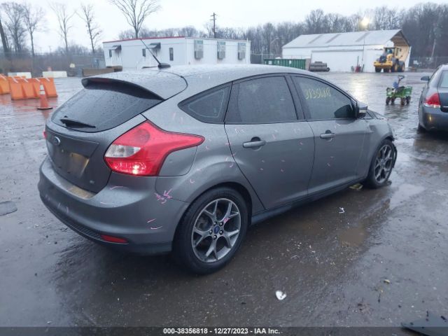 Photo 3 VIN: 1FADP3K28EL357175 - FORD FOCUS 