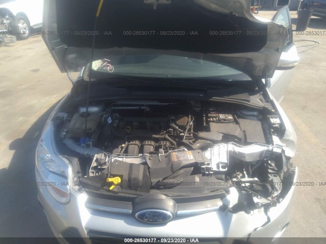 Photo 9 VIN: 1FADP3K28EL409498 - FORD FOCUS 