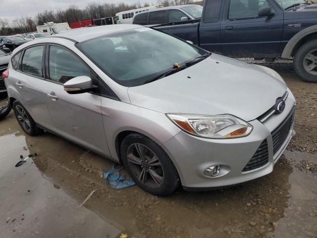 Photo 3 VIN: 1FADP3K28EL412479 - FORD FOCUS SE 