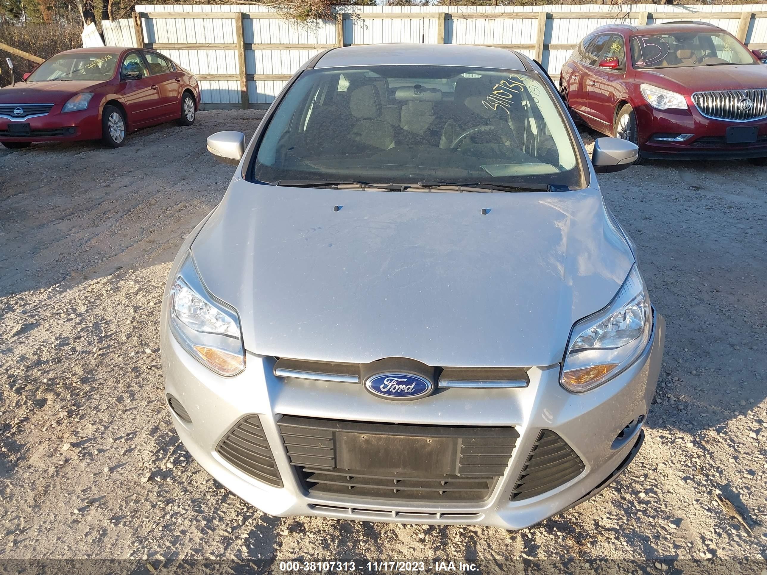 Photo 11 VIN: 1FADP3K28EL420713 - FORD FOCUS 