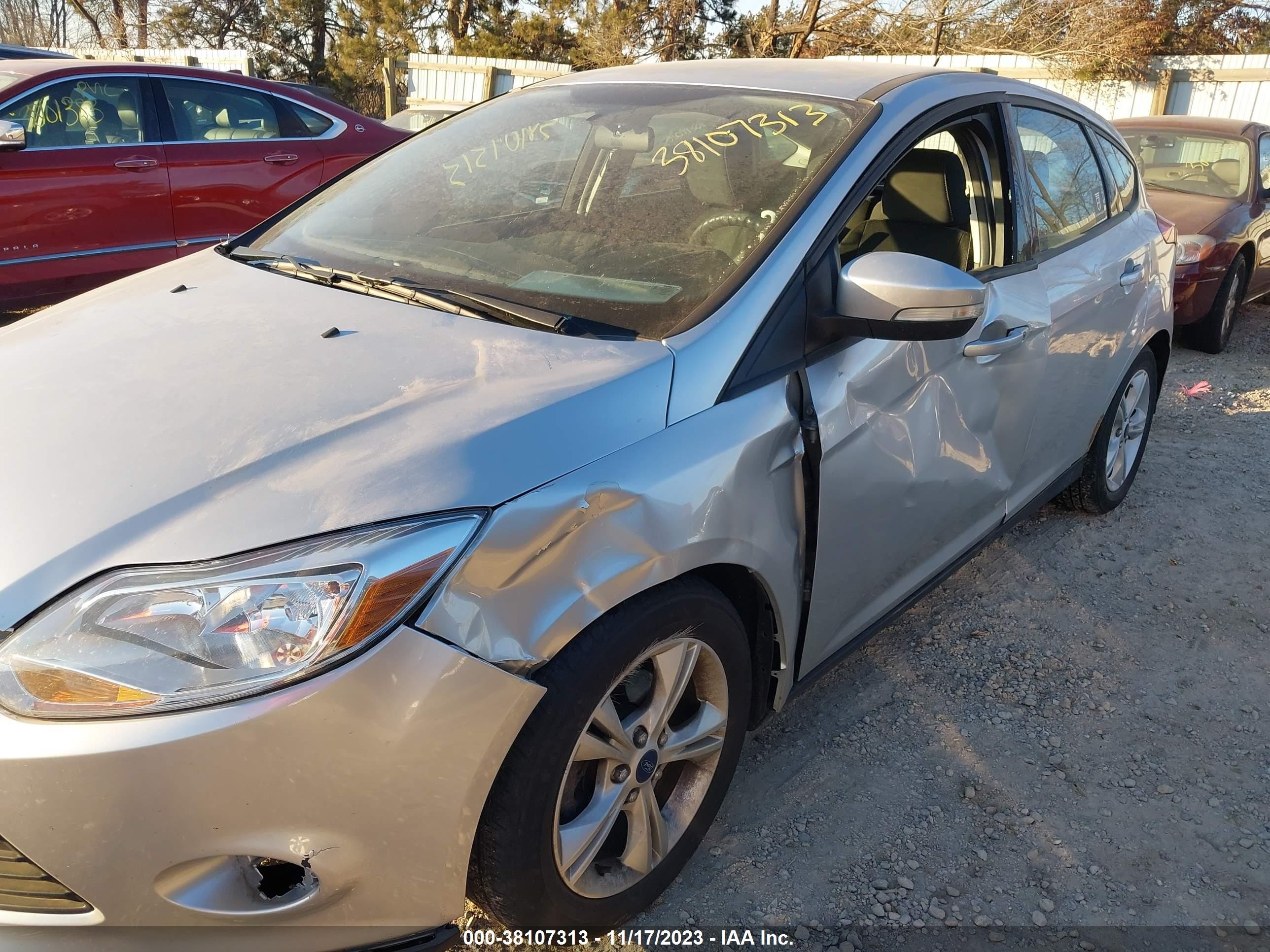 Photo 5 VIN: 1FADP3K28EL420713 - FORD FOCUS 