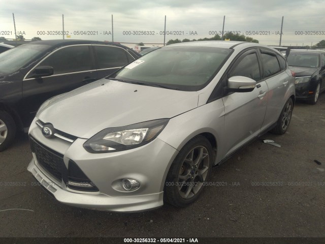 Photo 1 VIN: 1FADP3K28EL426172 - FORD FOCUS 