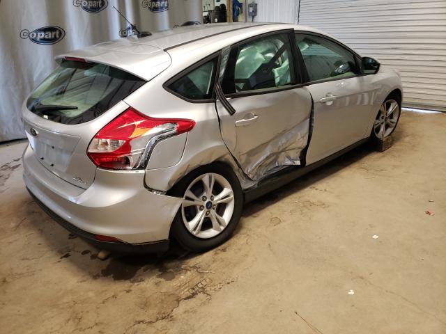 Photo 3 VIN: 1FADP3K28EL435910 - FORD FOCUS SE 