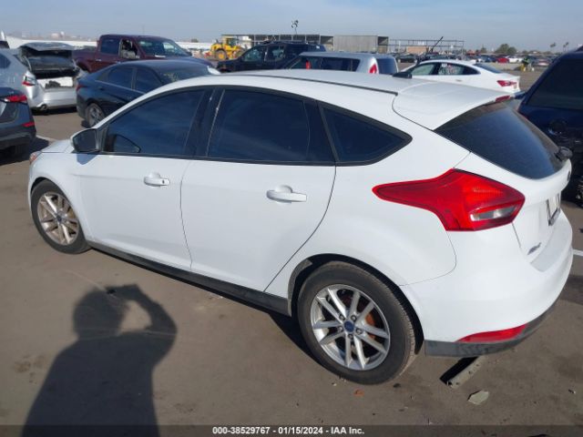 Photo 2 VIN: 1FADP3K28GL209062 - FORD FOCUS 