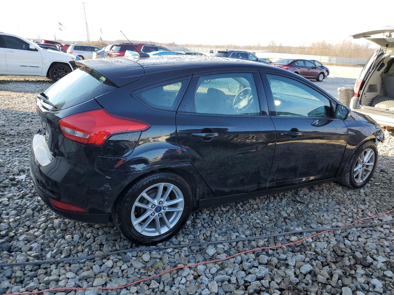 Photo 2 VIN: 1FADP3K28GL237718 - FORD FOCUS 