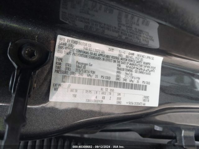 Photo 8 VIN: 1FADP3K28GL252851 - FORD FOCUS 