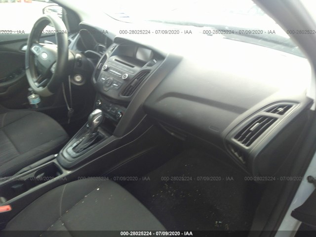 Photo 4 VIN: 1FADP3K28GL284084 - FORD FOCUS 