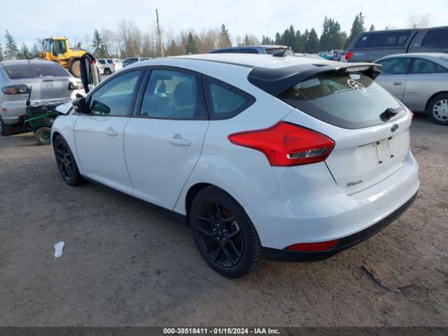 Photo 2 VIN: 1FADP3K28GL295781 - FORD FOCUS 