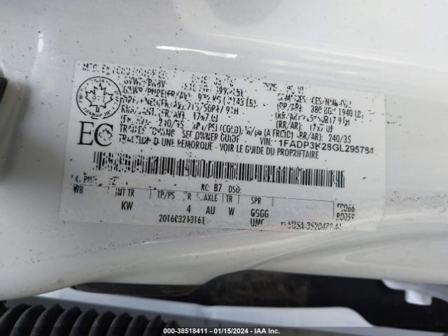 Photo 8 VIN: 1FADP3K28GL295781 - FORD FOCUS 