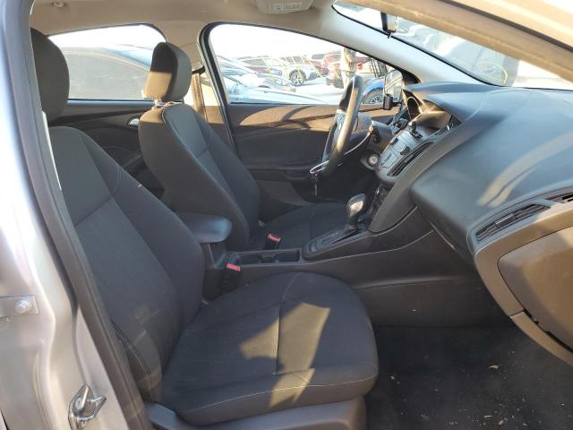 Photo 4 VIN: 1FADP3K28HL278108 - FORD FOCUS SE 