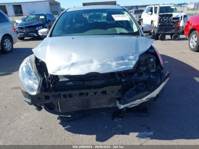 Photo 5 VIN: 1FADP3K28HL339327 - FORD FOCUS 