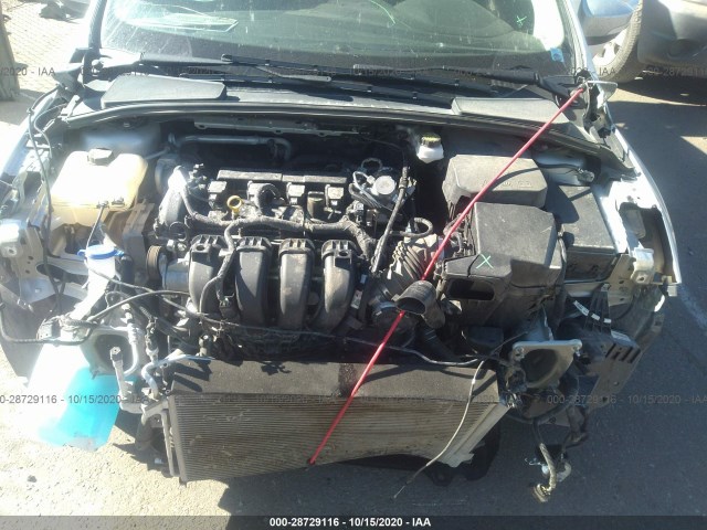 Photo 9 VIN: 1FADP3K28HL343264 - FORD FOCUS 