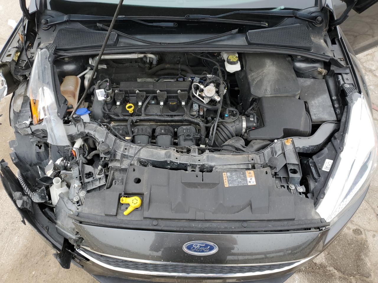 Photo 10 VIN: 1FADP3K28JL330343 - FORD FOCUS 