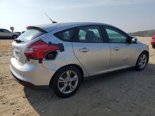 Photo 2 VIN: 1FADP3K29EL113051 - FORD FOCUS 