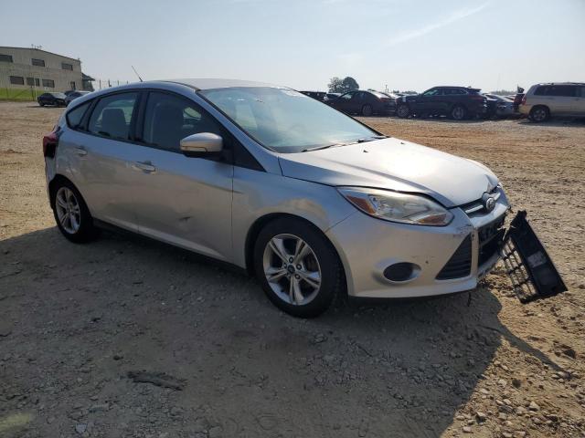 Photo 3 VIN: 1FADP3K29EL113051 - FORD FOCUS 