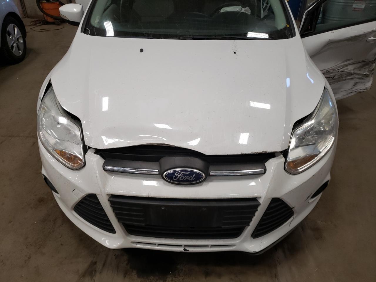 Photo 10 VIN: 1FADP3K29EL307174 - FORD FOCUS 